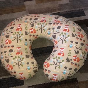 Boppy pillow